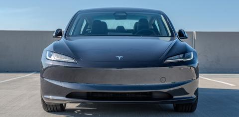 Tesla Model 3 2024