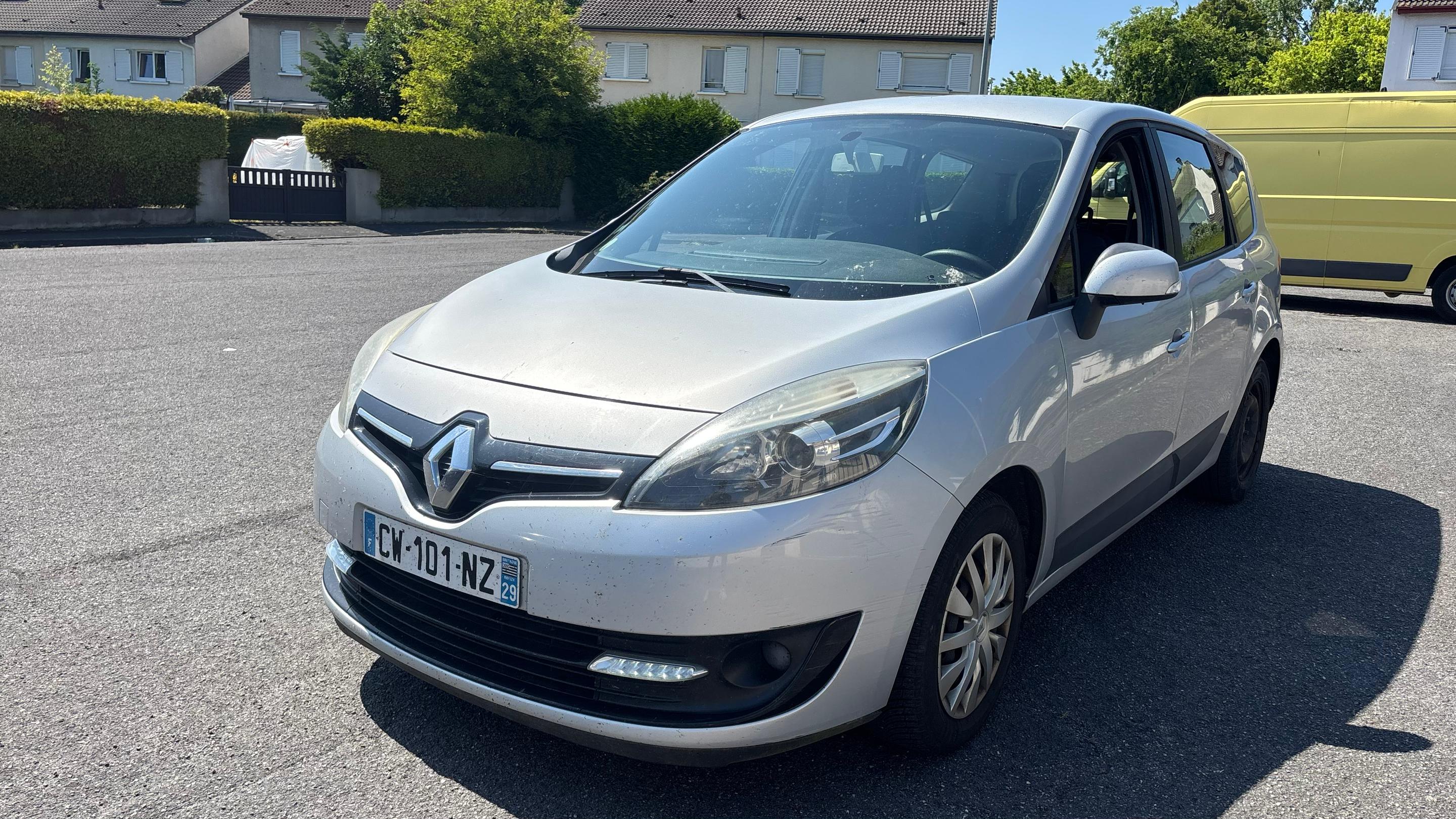 Renault GRAND SCENIC III 2013 à Caen