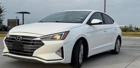 Hyundai Elantra 2019