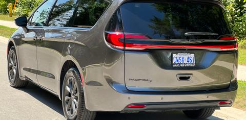 Chrysler Pacifica 2022
