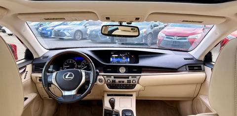 Lexus ES 2015