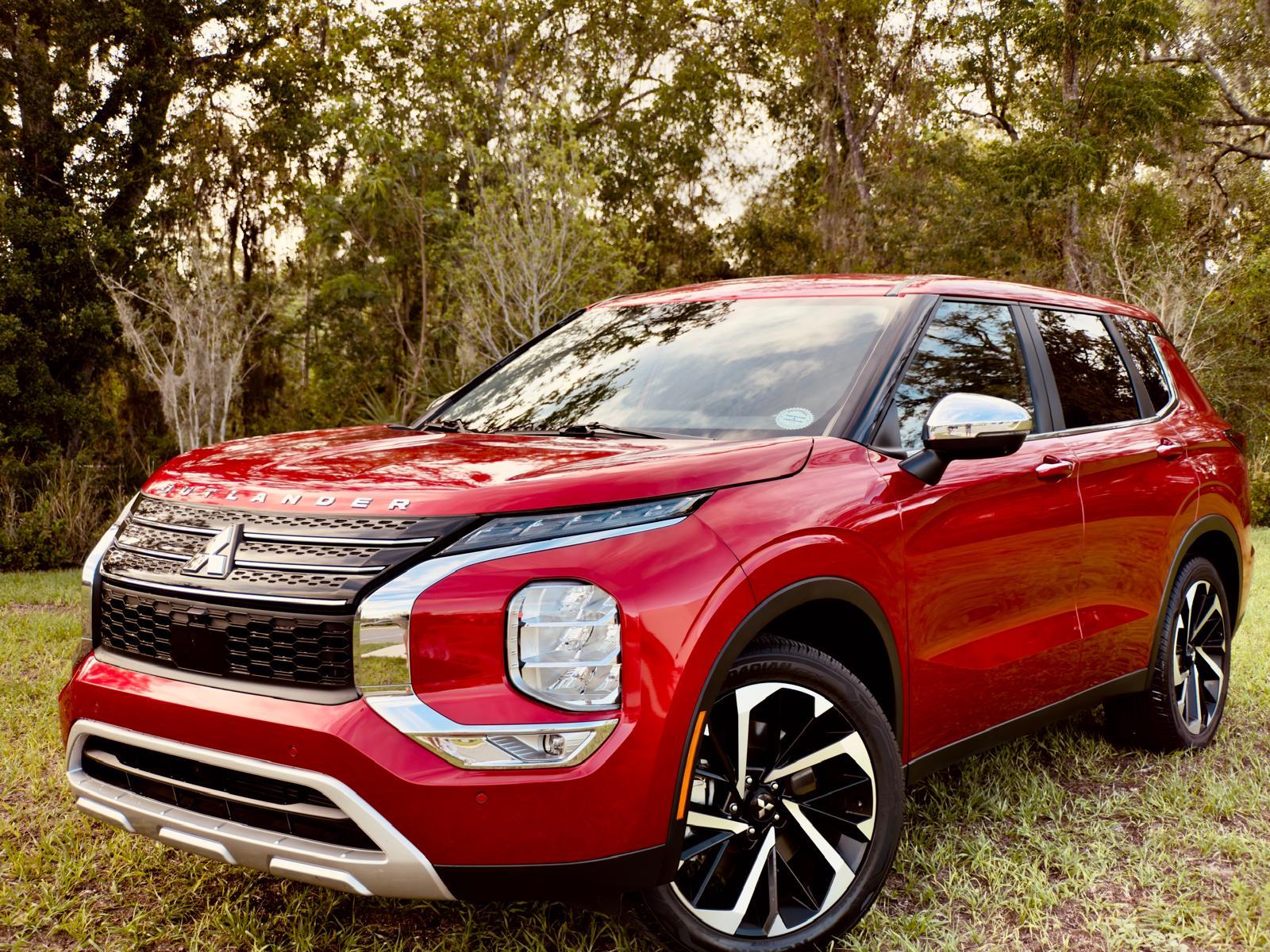 Mitsubishi Outlander 2022 in 