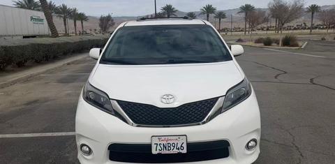 Toyota Sienna 2016
