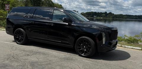 Cadillac Escalade ESV 2025