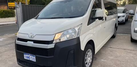 Toyota HIACE 2021