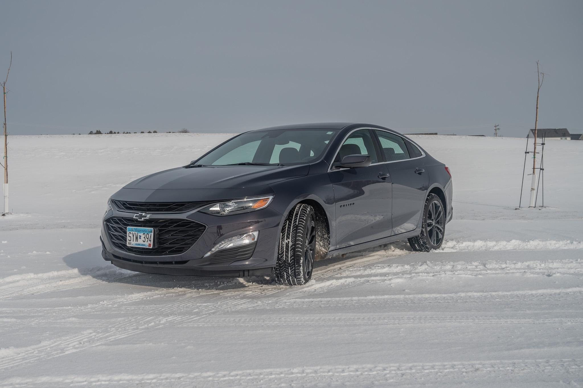 Chevrolet Malibu 2025 in Lakeville, MN