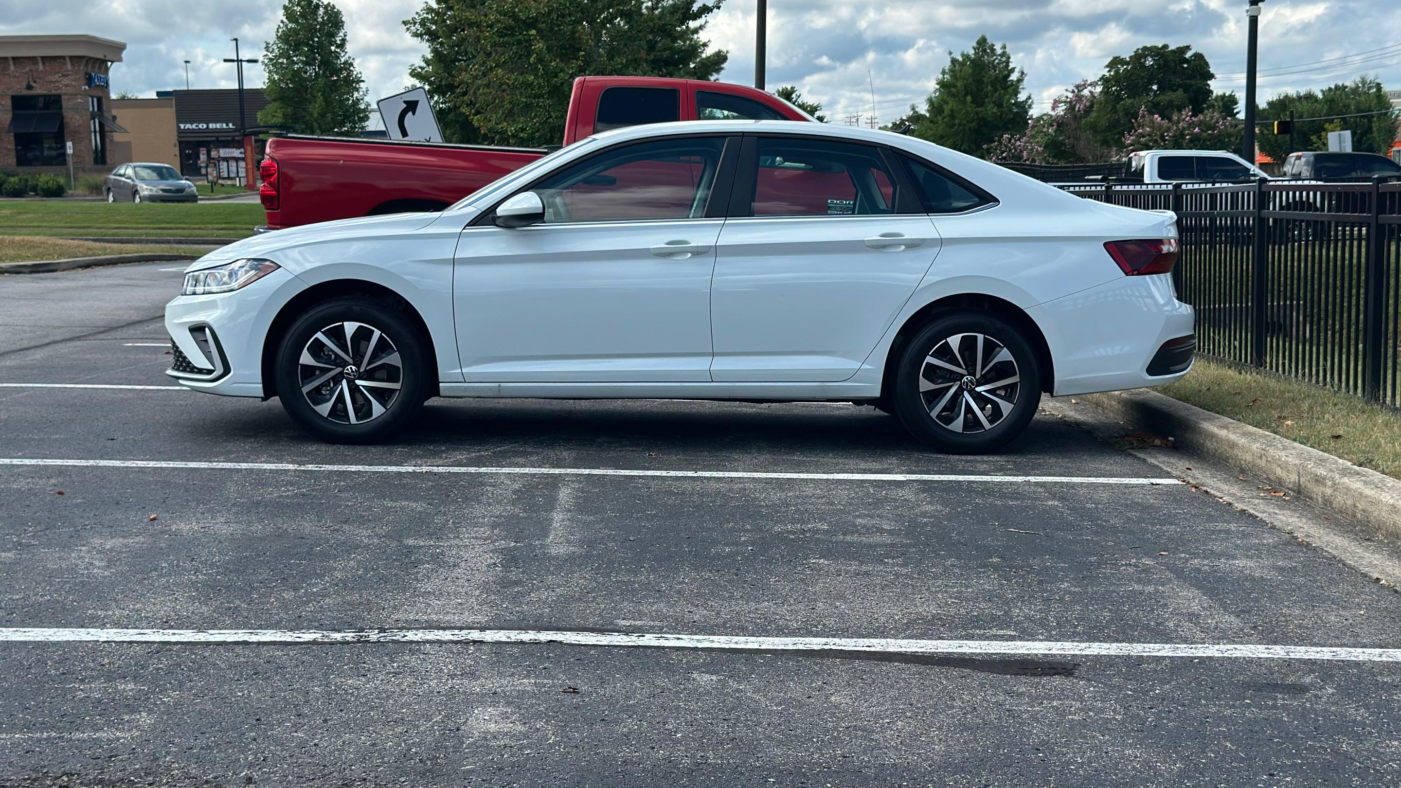Volkswagen Jetta 2025 in Spring Hill, TN