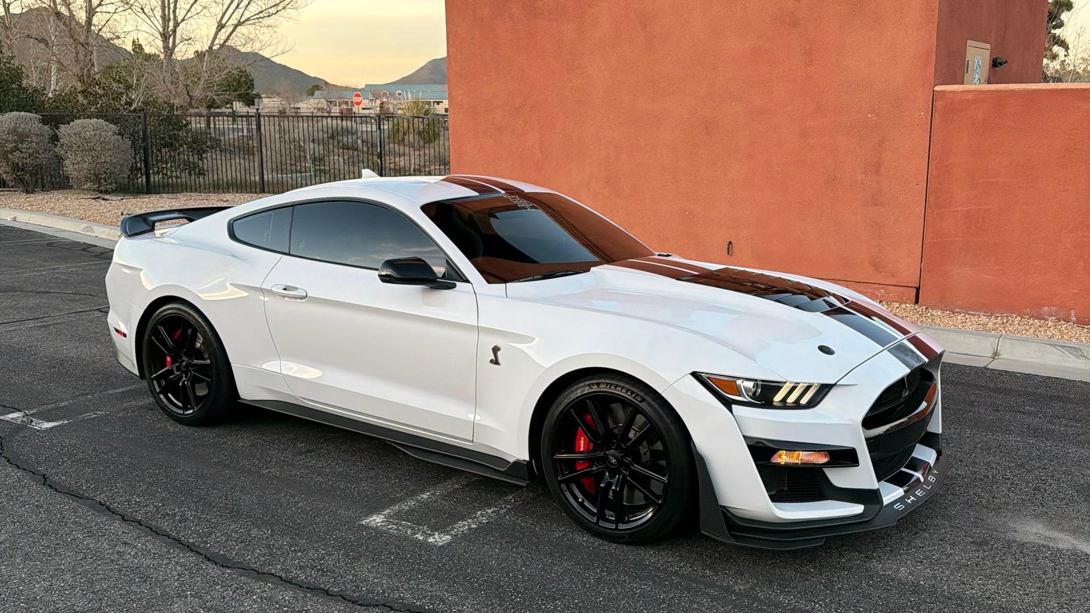 Ford Mustang 2020 in Apple Valley, CA