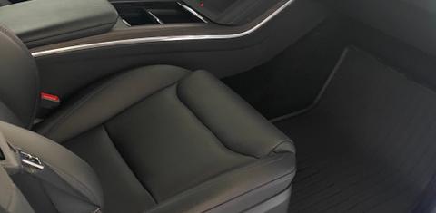 Tesla Model X 2022