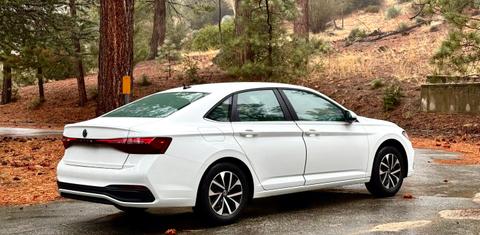 Volkswagen Jetta 2025
