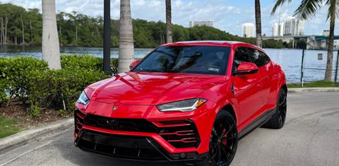 Lamborghini Urus 2021