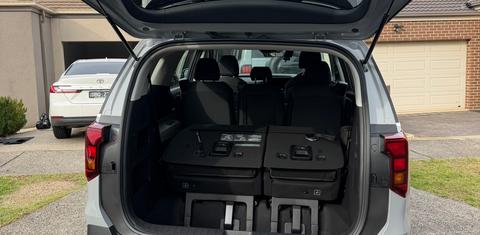 Kia CARNIVAL 2026
