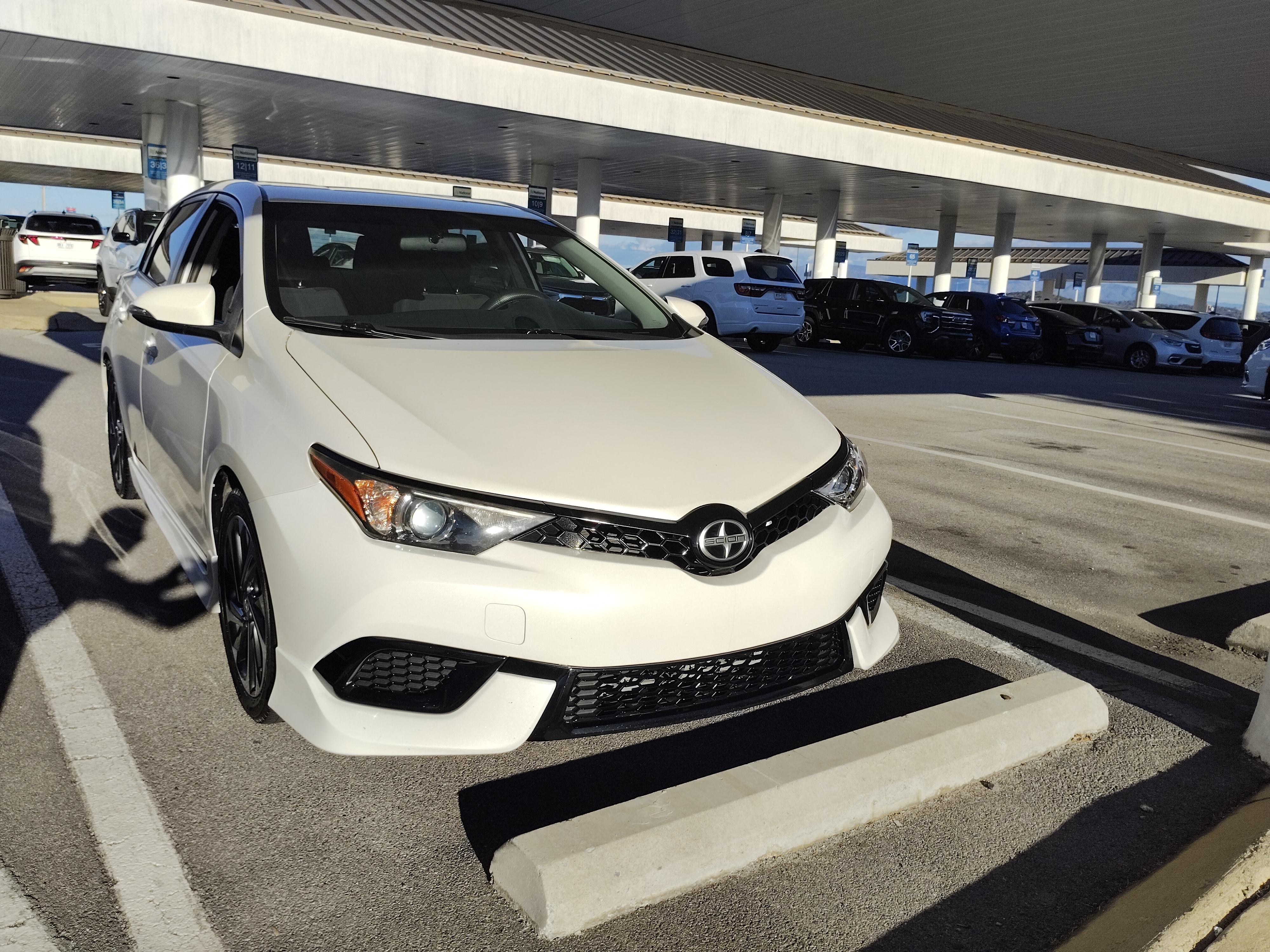 Scion iM 2016 in Gate City, VA