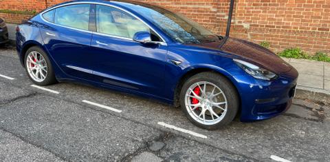 Tesla Model 3 2019