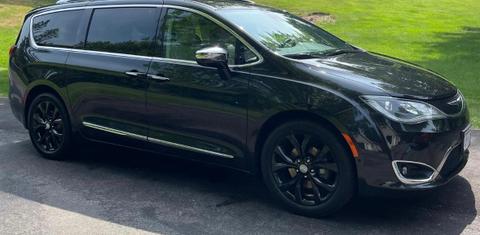 Chrysler Pacifica 2017