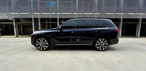 BMW X7 2024