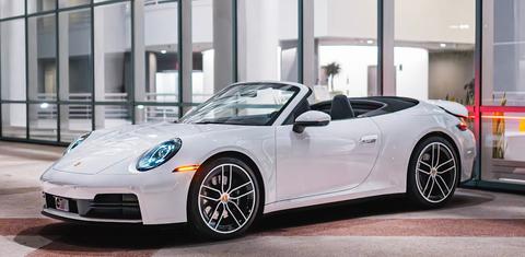 Porsche 911 2025