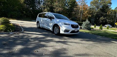 Chrysler Pacifica 2025