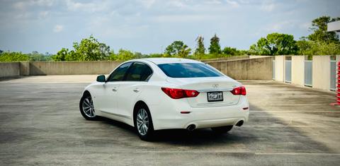 INFINITI Q50 2015