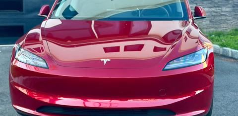 Tesla Model 3 2024