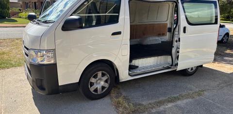 Toyota HIACE 2017