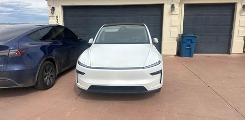 Tesla Model Y 2026