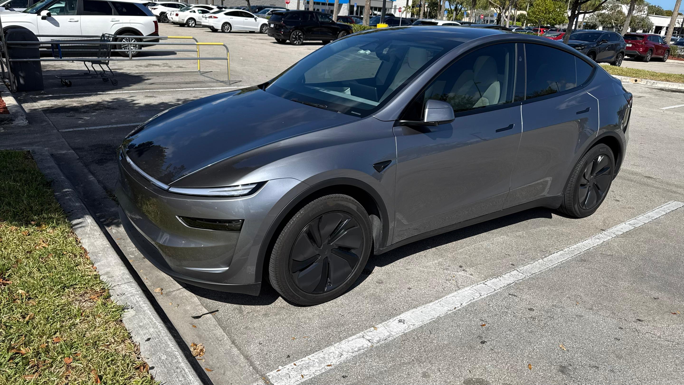 Tesla Model Y 2026 in Deerfield Beach, FL