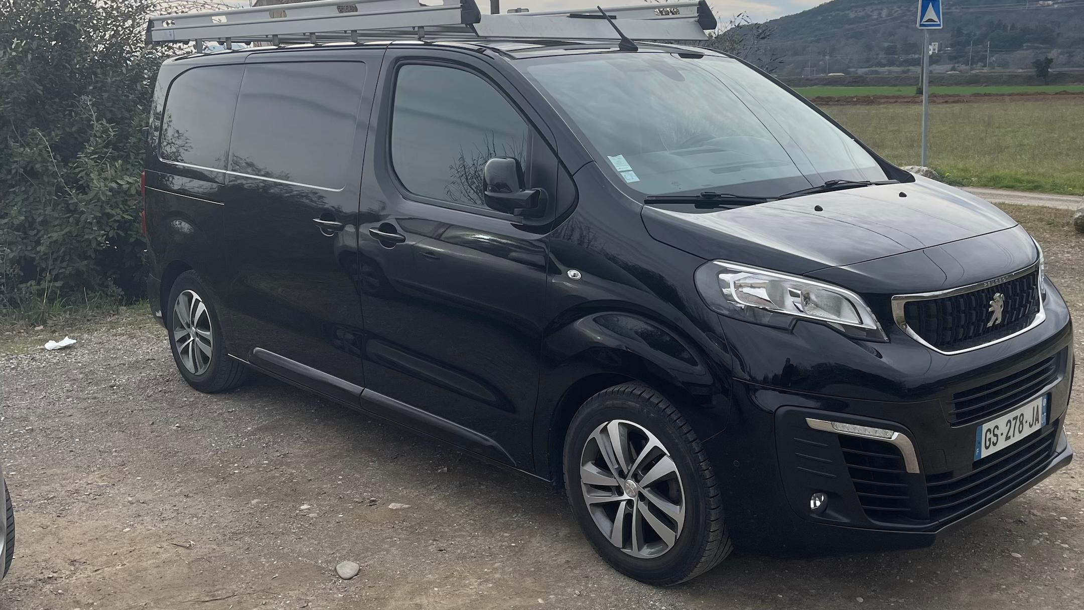 Peugeot EXPERT 2017 à Montélimar