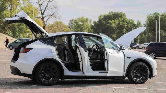 Tesla MODEL Y 2023 in Thomastown