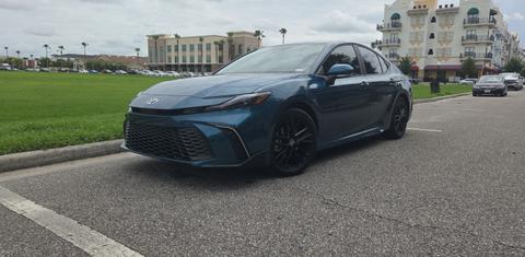 Toyota Camry Hybrid 2025