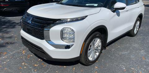 Mitsubishi Outlander 2022