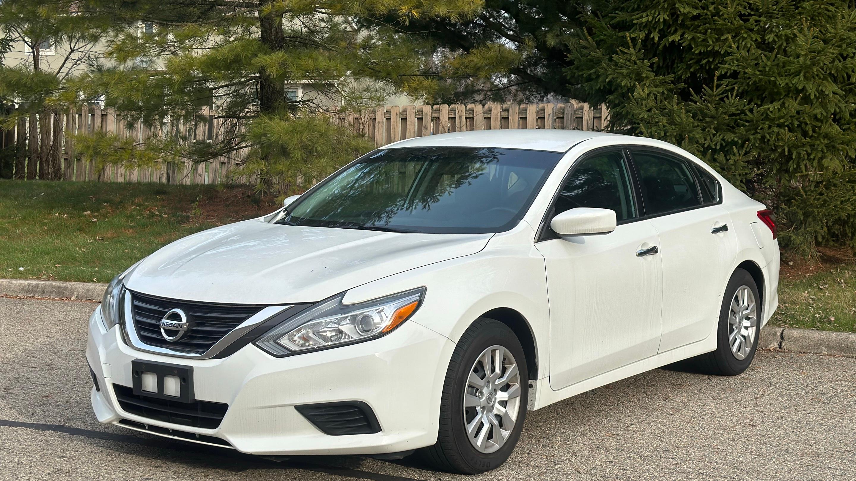 Nissan Altima 2016 rental in Columbus, OH by J M. Turo