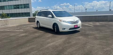 Toyota Sienna 2017