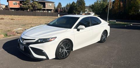 Toyota Camry Hybrid 2023