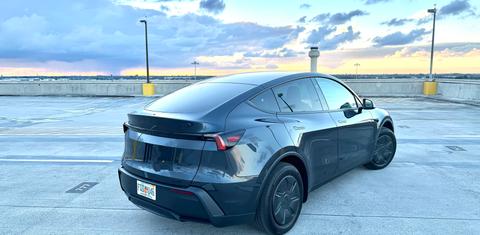Tesla Model Y 2026