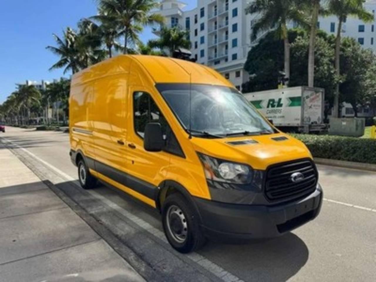 Ford Transit Cargo 2019 in Miami, FL