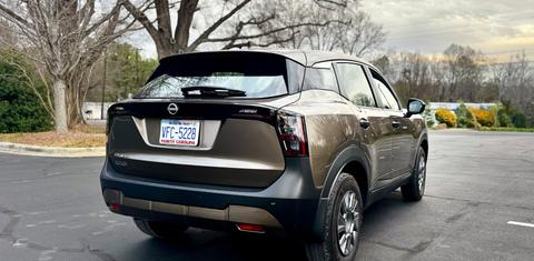 Nissan Kicks 2025