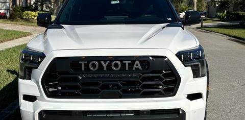 Toyota Sequoia 2025