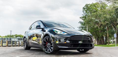 Tesla Model Y 2023