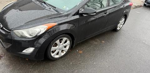 Hyundai Elantra 2013