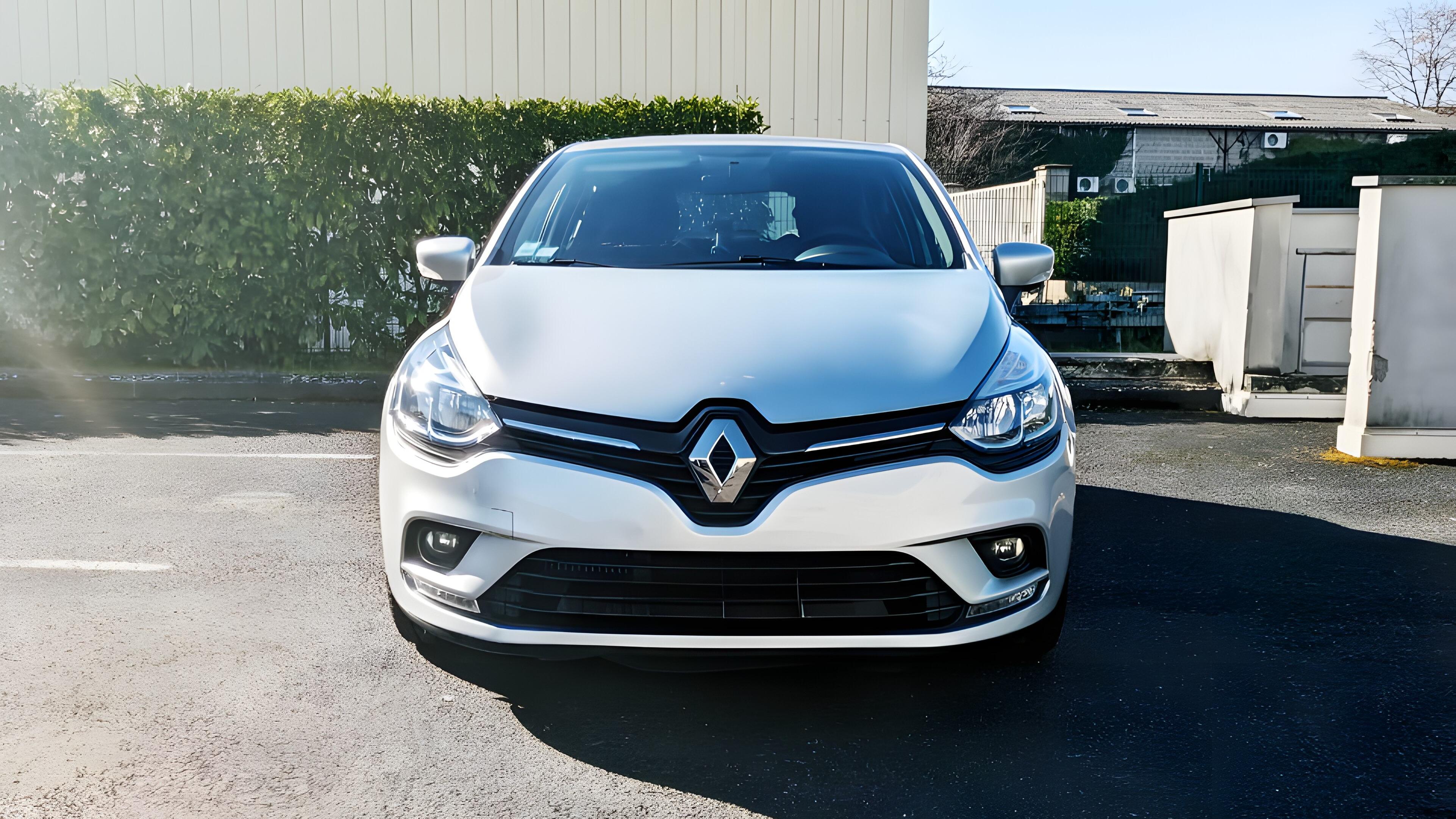 Renault CLIO IV 2019 à Tours