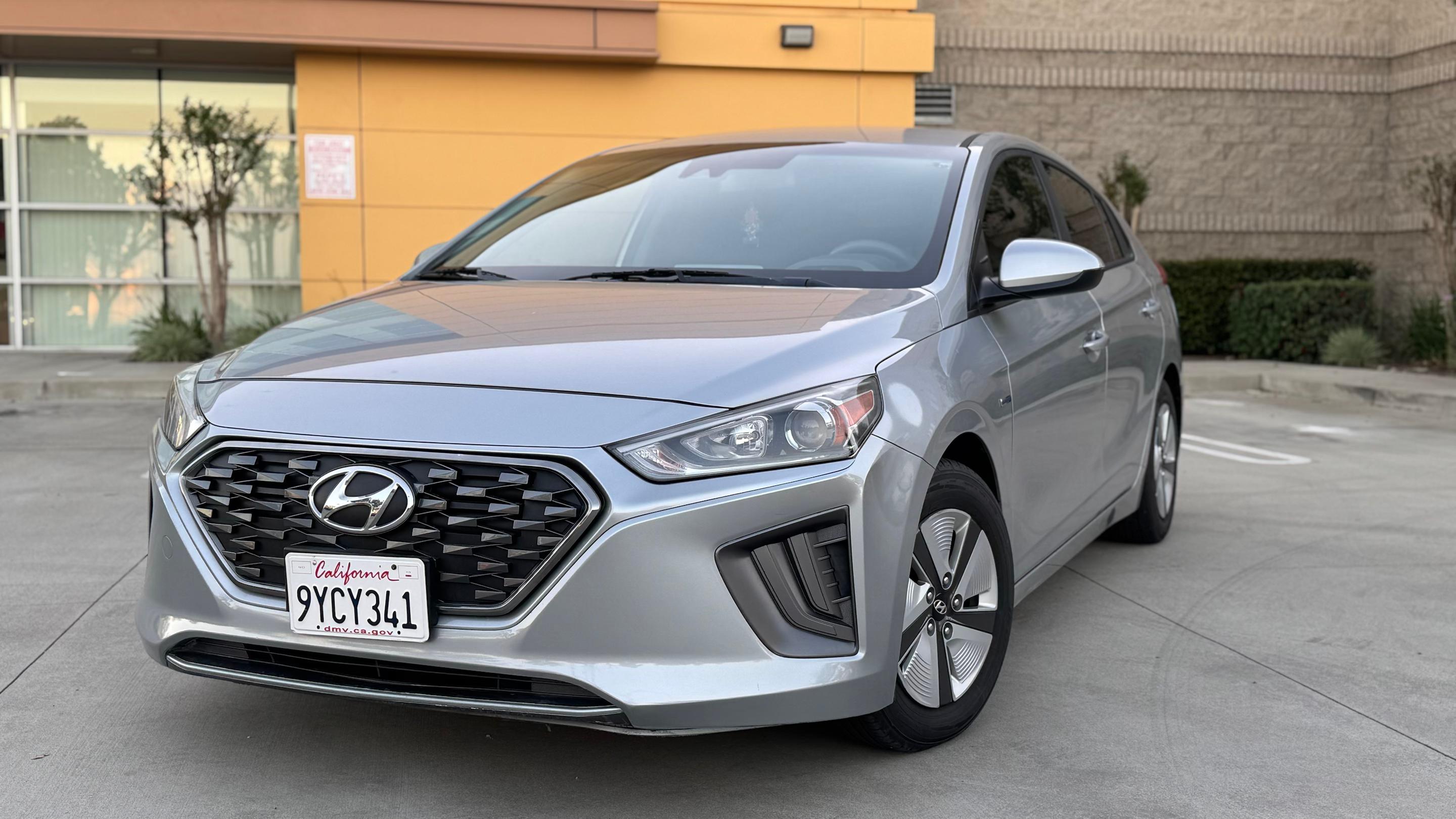Hyundai Ioniq Hybrid 2020 in Montclair, CA