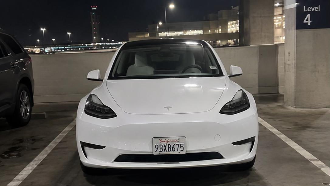 Tesla Model Y 2022 in Bakersfield, CA