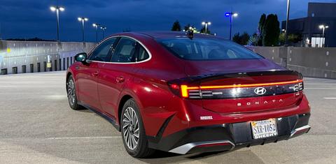 Hyundai Sonata Hybrid 2025