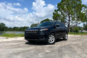 Jeep Cherokee car