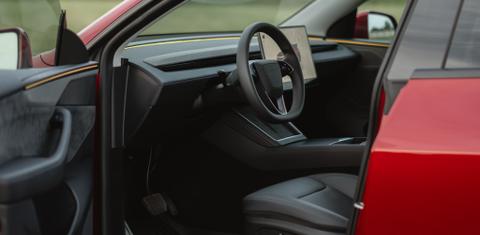 Tesla Model Y 2026