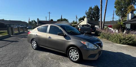 Nissan Versa 2015