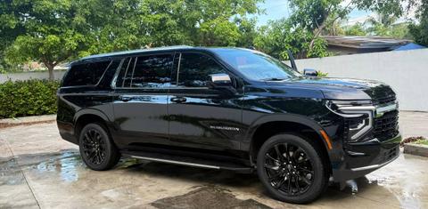Chevrolet Suburban 2025
