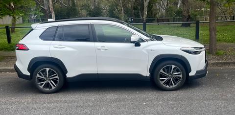 Toyota COROLLA CROSS 2024