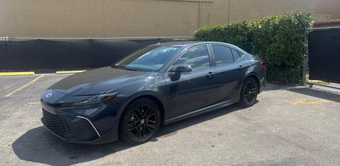 Toyota Camry Hybrid 2025